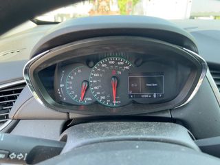 2019 Chevrolet Trax LS - Interior Instrument Cluster / Odometer Image